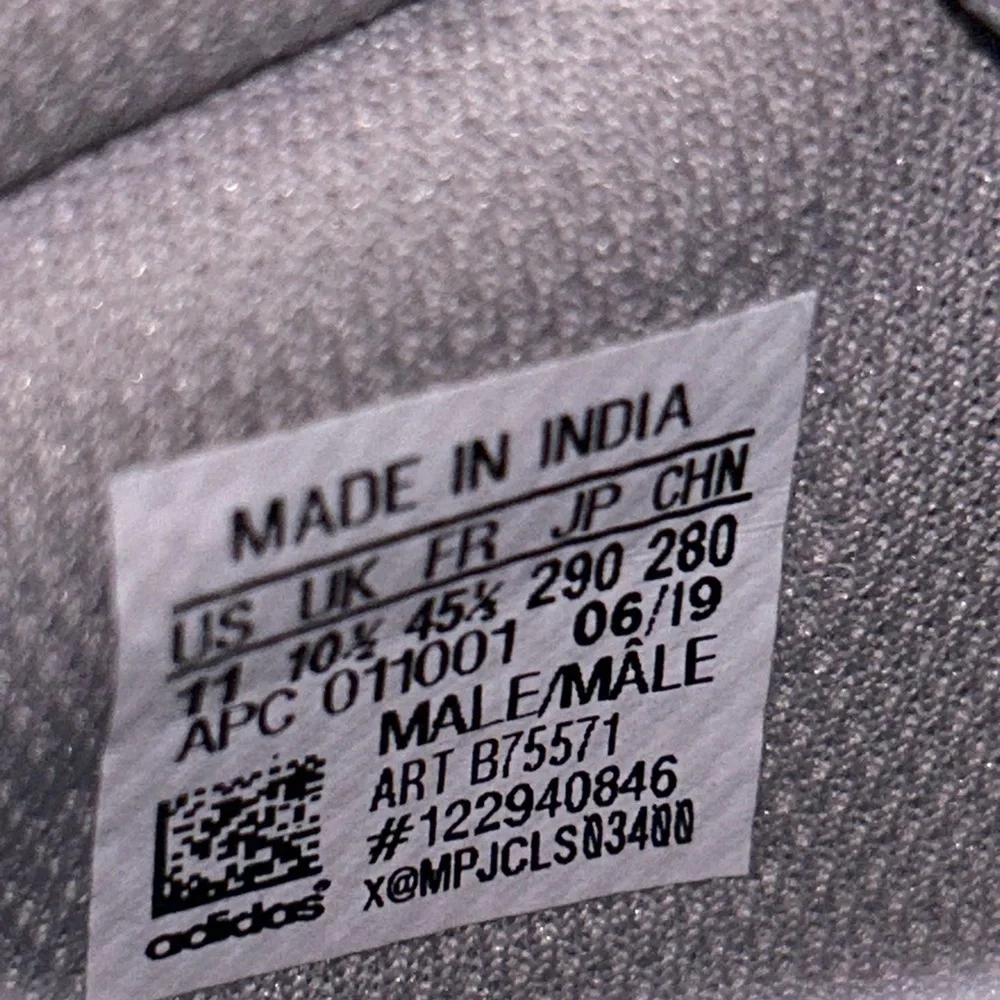 Adidas yeezy boost 700 wave runner - Picture 6 of 6